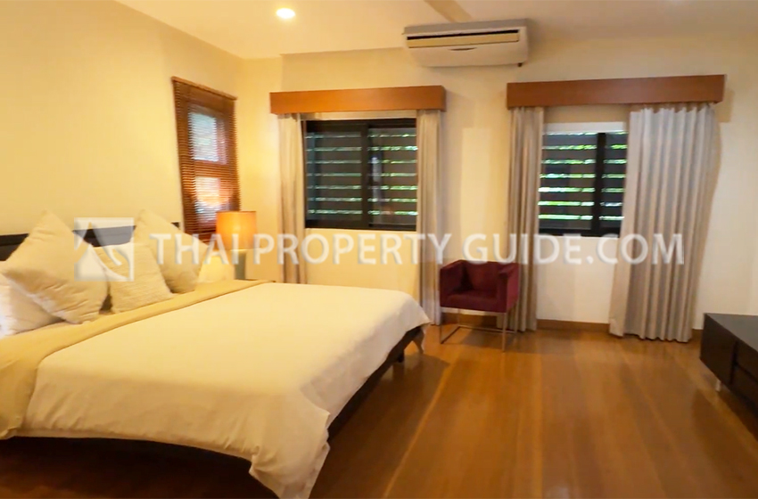 Apartment in Phaholyothin 